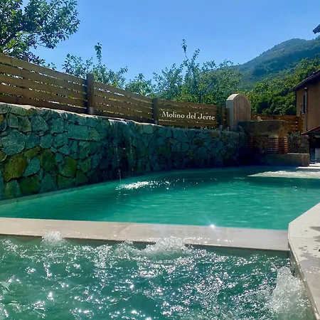 Molino Del Jerte 펜션 *