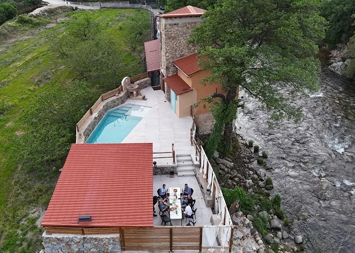 Molino Del Jerte بيت للعطل نافاكونسيخو